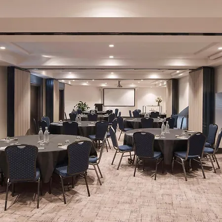 Rydges Darling Square Apartment Hotel-2