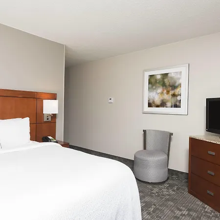 Courtyard By Marriott Louisville Downtown-2