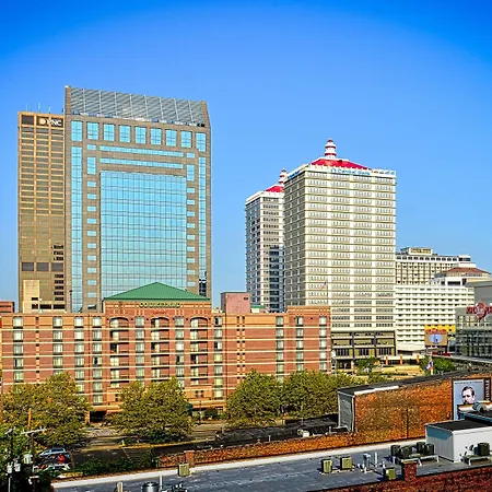 Courtyard By Marriott Louisville Downtown-3