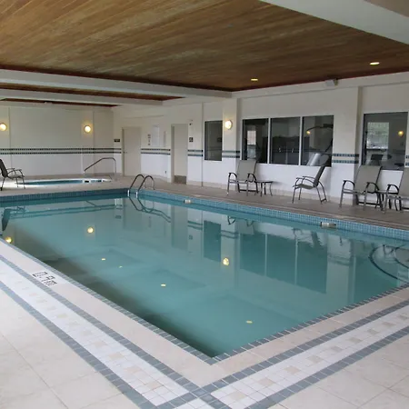 Country Inn & Suites By Radisson, Calgary-Northeast-3