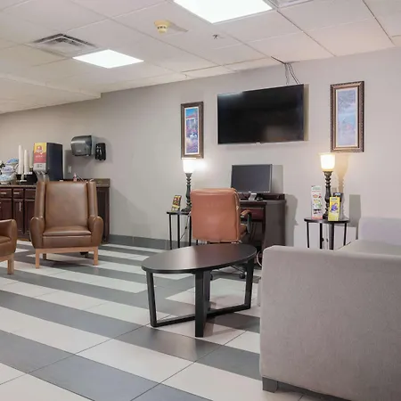 Microtel Inn & Suites By Wyndham Pigeon Forge-2