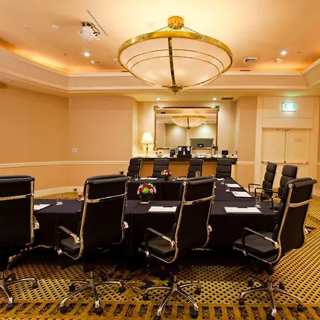Stamford Plaza Sydney Airport Hotel & Conference Centre-2