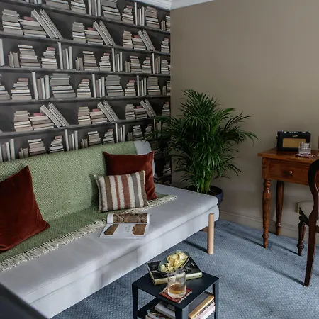 Pembroke Townhouse-3