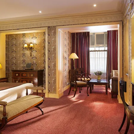 Hotel Des Grands Hommes-3