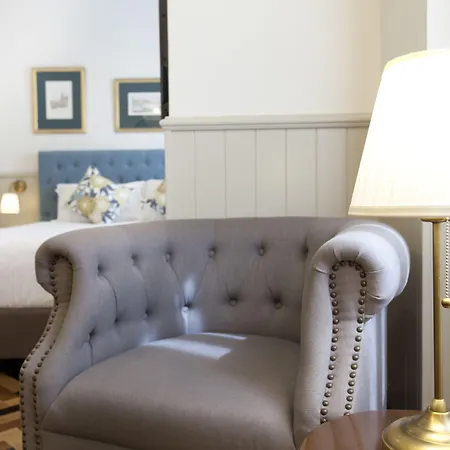 Cremorne Point Manor-3