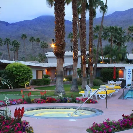 A Place In The Sun Hotel - Adults Only Big Units, 24H Heated Pool & Spa In 1 Acre Park Prime Location, Dog Friendly, Top Midcentury Modern Boutique Hotel-2