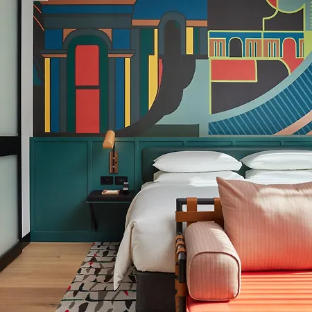 Caption By Hyatt Central Sydney-2