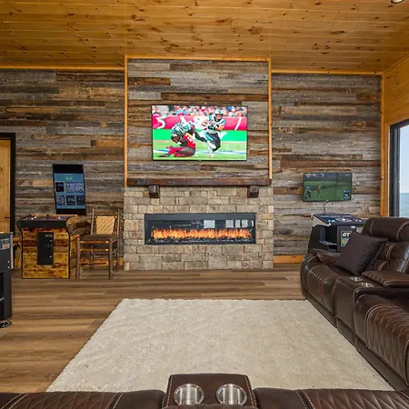 Skyfall Lodge By American Patriot Getaways-2