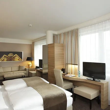 H4 Hotel Berlin Alexanderplatz-2