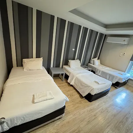 Paragon Inn-3