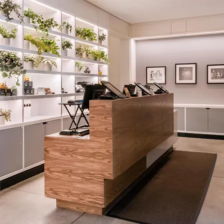 Arlo Soho-3