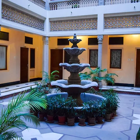 Hotel Arya Niwas-3