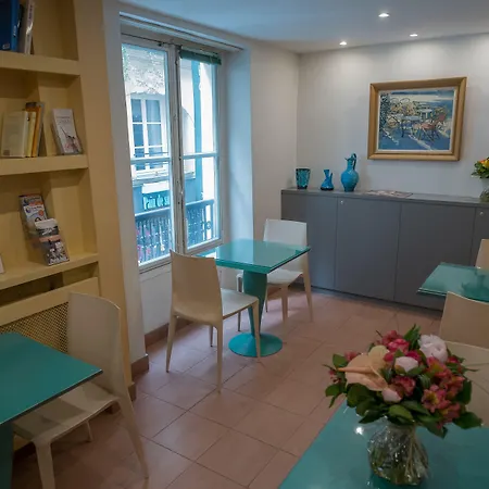 Trendy Canettes Hotel-3