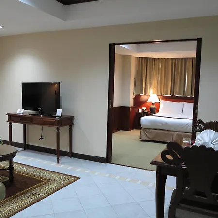 The Grand Sathorn-3