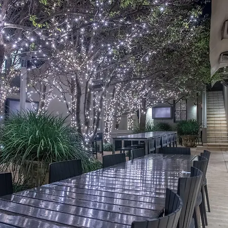 Royal Hotel Randwick-2