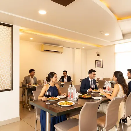 Fabhotel Signature Inn-2
