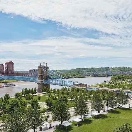 Ac Hotel By Marriott Cincinnati At The Banks-2