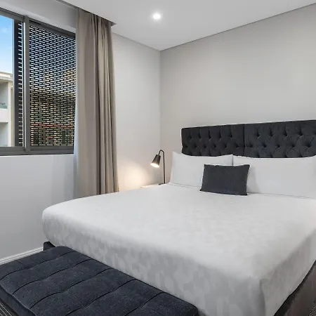 Meriton Suites North Ryde-2