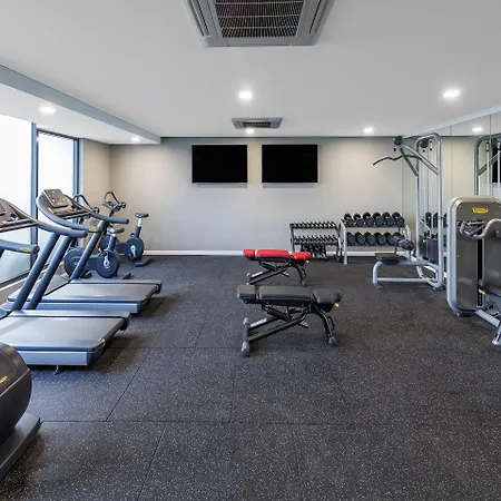 Meriton Suites Sydney Airport-2