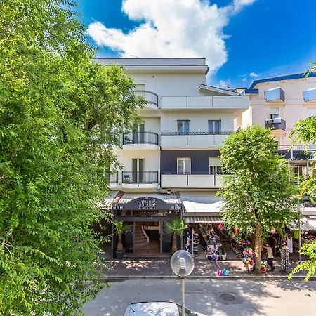Hotel Antares-2