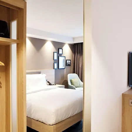 Hampton By Hilton Berlin City East Side Gallery-2