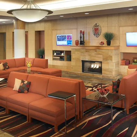 Graduate By Hilton Cincinnati-3