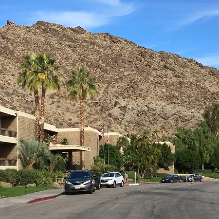 Getaways At Palm Springs Tennis Club-2