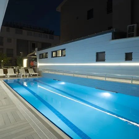 Opera Suites Apart Hotel-2
