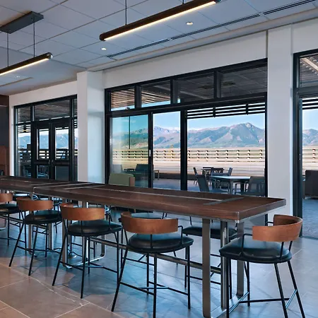 Courtyard By Marriott Colorado Springs North, Air Force Academy-3