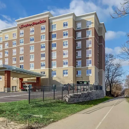 Hampton Inn & Suites Cincinnati Midtown Rookwood-2