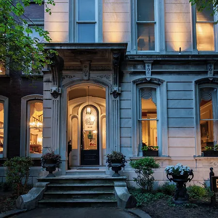 Dupont Mansion Bed & Breakfast-2