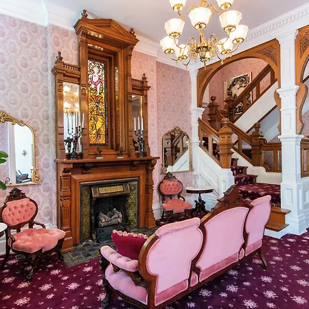 Central Park Bed & Breakfast-2