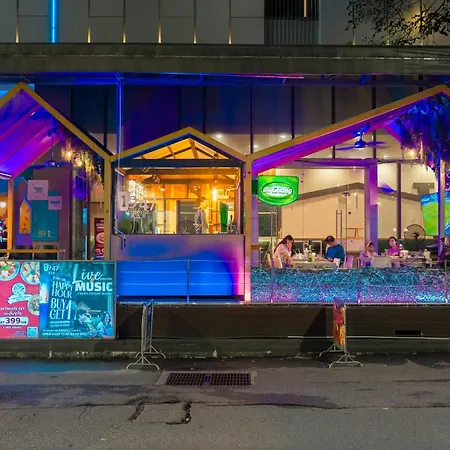 Holiday Inn Express Bangkok Soi Soonvijai By Ihg-3