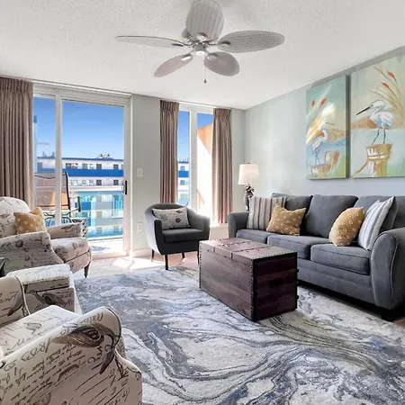 Malibu Pointe - 602-2