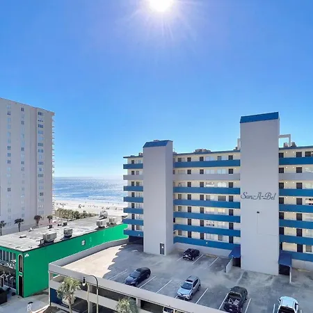 Malibu Pointe - 602-3
