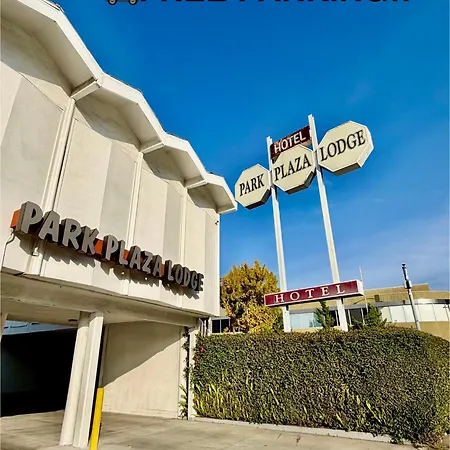 Park Plaza Lodge-3