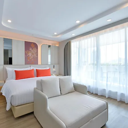 Centre Point Plus Hotel Pratunam-3