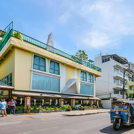 Royal Ivory Sukhumvit Nana-2