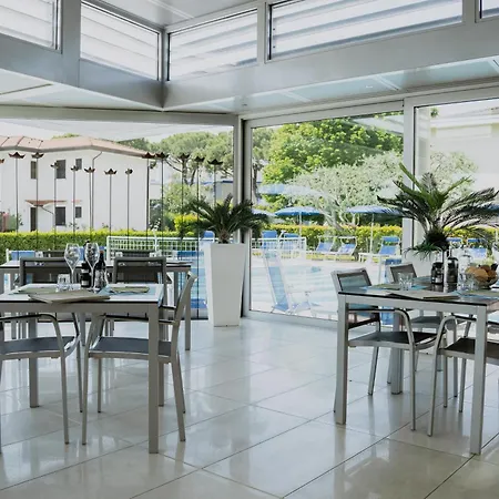 Junior Family Hotel-3