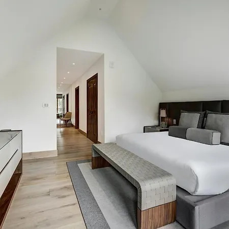 Legendary Lodging At The Ritz Carlton Residences Vail, A Vail Resorts Property-2