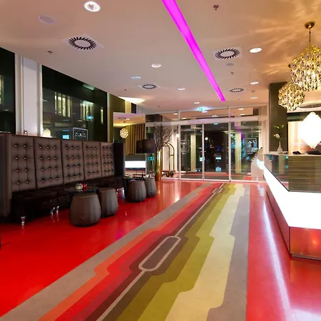 Leonardo Hotel Berlin Mitte-3