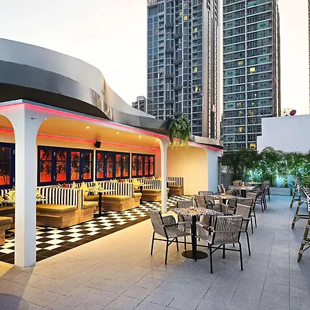 Radisson Suites Bangkok Sukhumvit-3
