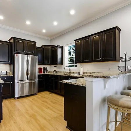 Sands Beach House 305-2