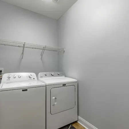 Sands Beach House 305-3