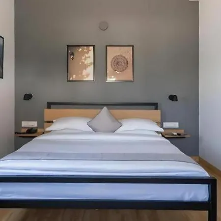 Loft 24-3