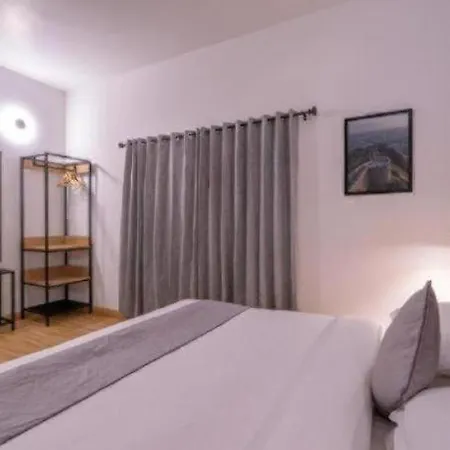Loft 24-2
