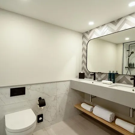 Doubletree By Hilton Berlin Ku'Damm-3