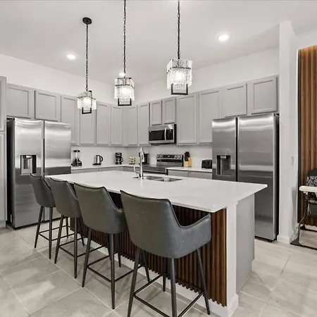 12 Bedrooms115 Bathroomsparadiso Grande 5890H-3