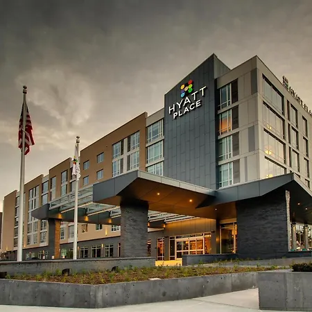 Hyatt Place Milwaukee Downtown-3