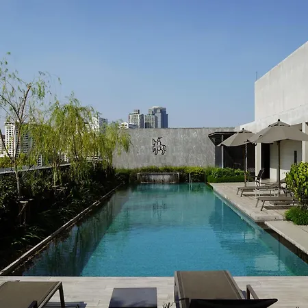 Walton Suites Sukhumvit-3